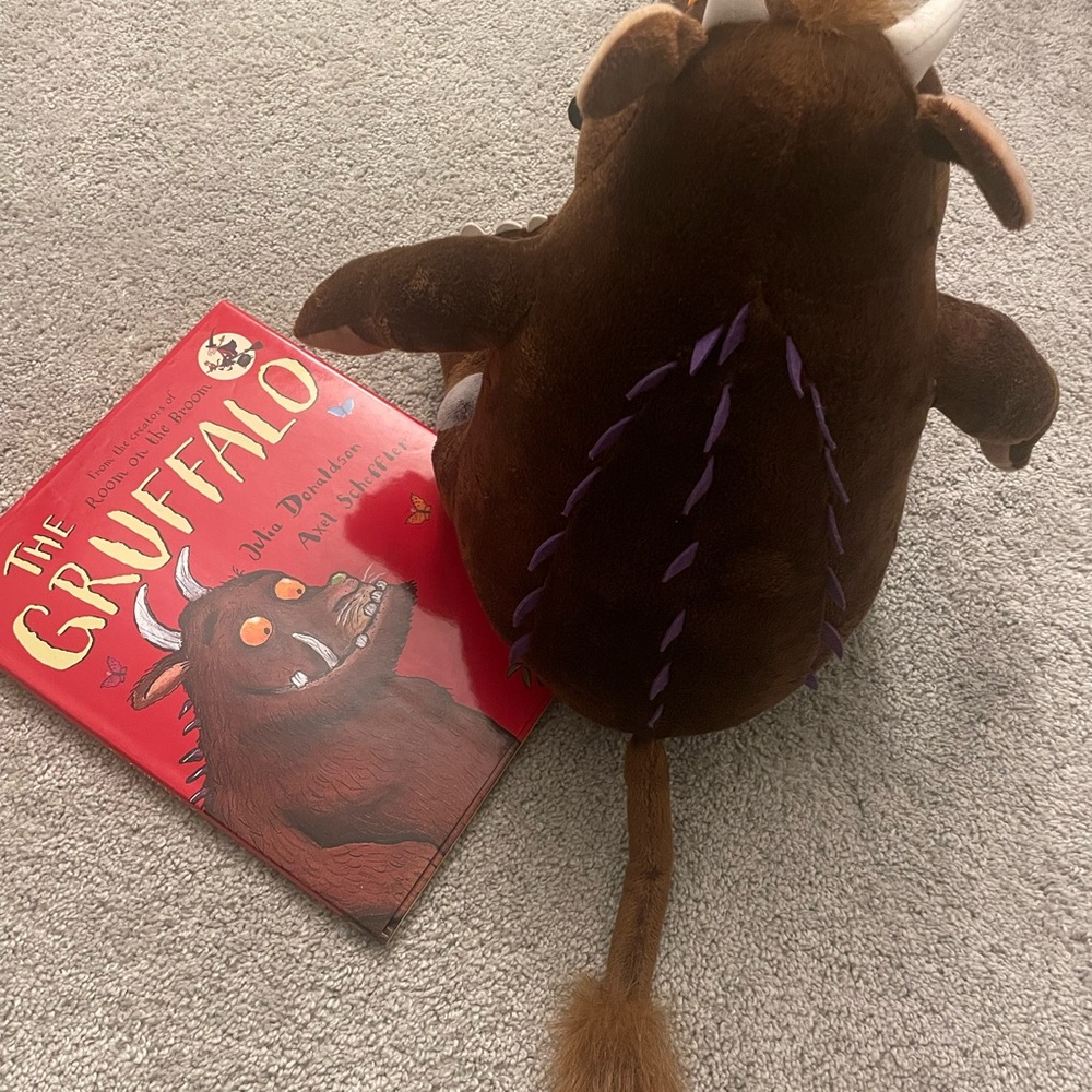 The Gruffalo Plush Toy and Book Set - Picture 4 of 6